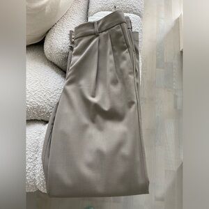 Babaton wool Pleated pants in taupe color size 4